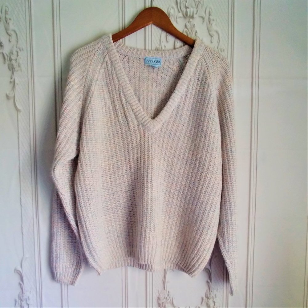 Pink Chunky Soft V-Neck Sweater - Vintage